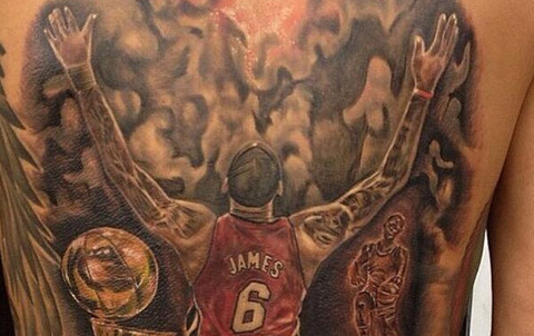 Οπαδοί των Heat, έκαναν τατουάζ τον Lebron και τώρα ψάχνουν… γομολάστιχα! (photos)