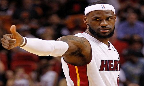 Εξαιρετικός ο LeBron με 32 πόντους [vid]