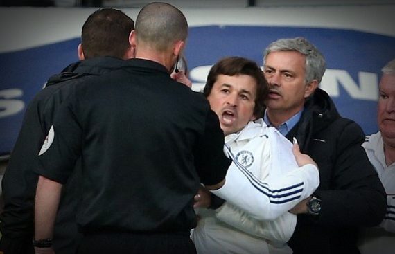 Ο βοηθός του Mourinho, Rui Faria, έγινε «τρελός» μετά το πέναλτι της Σάντερλαντ! [pics+vid]