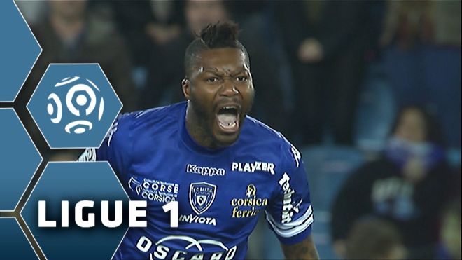 Djibril Cisse scores a STUNNING volley! [video]