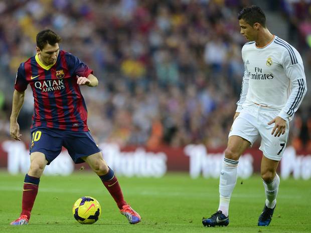 El Clásico Battle on 2014-15 ! Real Madrid vs Barcelona Players Skills !