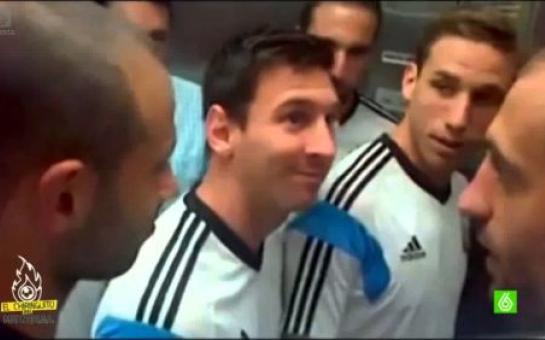 A fan meets Lionel Messi in elevator in Brazil [vid]