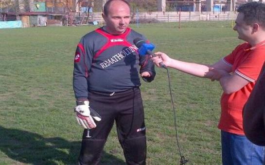Tudorel Mihailescu, the goalkeeper with only one hand [vid]