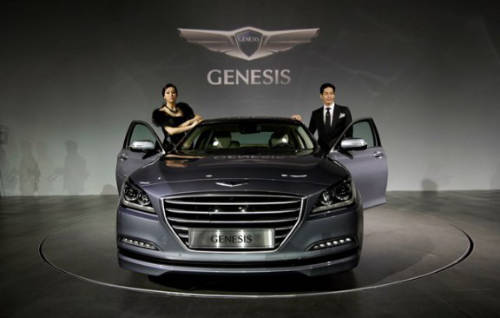 Η Genesis ξεχωρίζει από την Hyundai