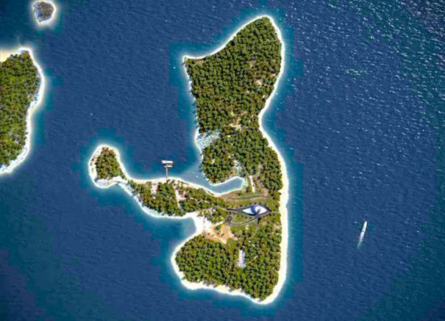 Εντυπωσιακό τούρκικο νησί που αγόρασε η Naomi Campell