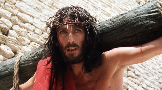 Δείτε πως είναι σήμερα ο τηλεοπτικός «Ιησούς από τη Ναζαρέτ»!