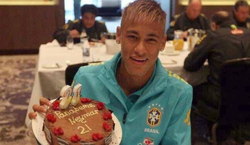 Happy birthday Neymar with a crazy video!