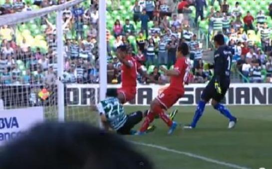 Orozco scores & collides with the post