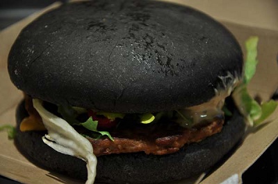 Ξέρατε ότι υπάρχει και μαύρο hamburger;