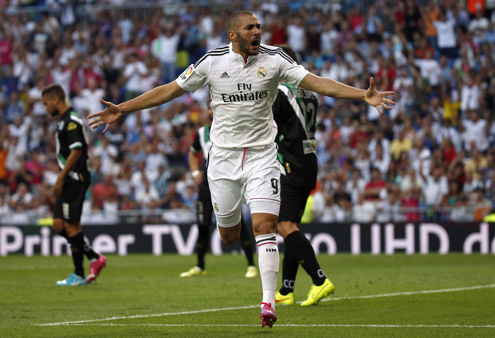 Benzema gets HUGE deal offer by Liverpool!