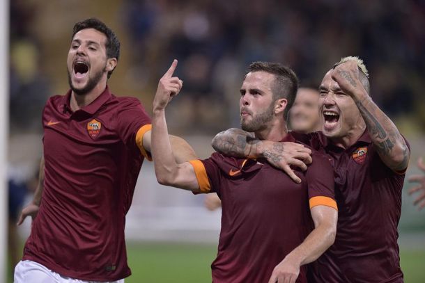 Pjanic hit a perfect free kick for Roma last night! [Vine]