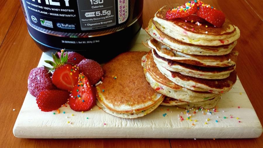 Πρωινό για δυνατούς μύες: Φτιάξε pancakes με σκόνη πρωτεΐνης!