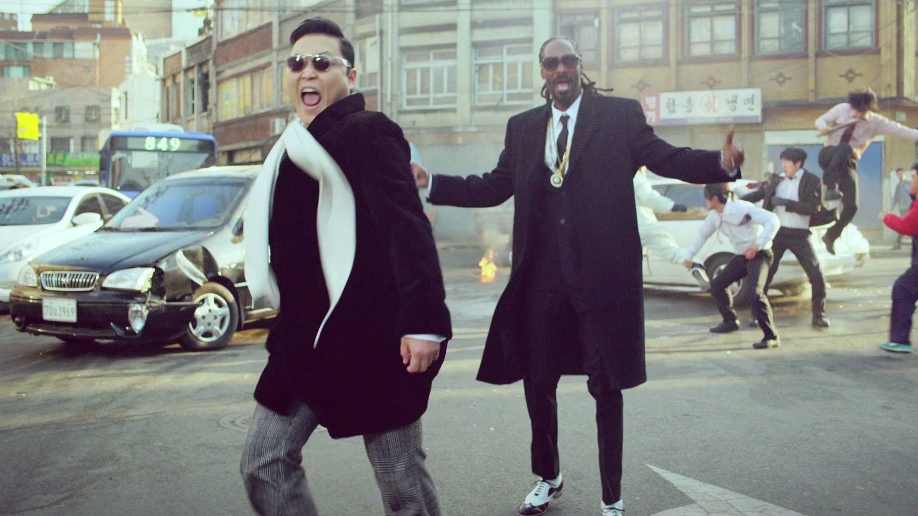 PSY + Snoop Dogg = “Hangover” (video)