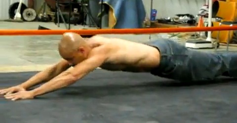 These push-ups are only for the experts…Can you do them!