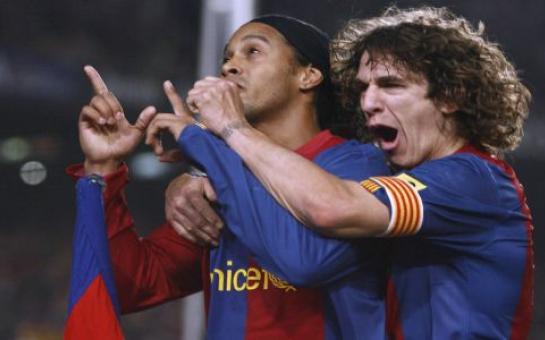 Ronaldinho wishes «good luck» to Carles Puyol [pic]