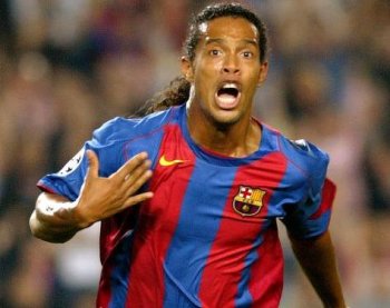 Τα φανταστικά κόλπα του Ronaldinho!