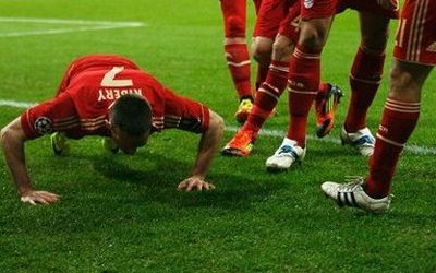 Frank Ribery…”push ups” celebration!