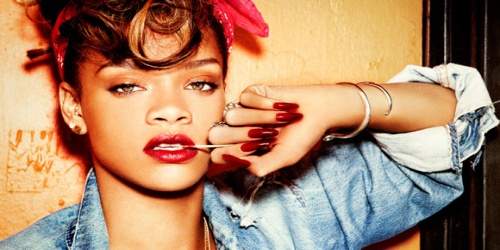 Rihanna: Θα πάρει 8εκατ. δολάρια για να πατήσει ένα κουμπί!