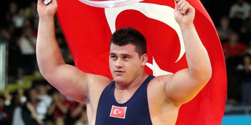 Τούρκος αθλητής προκαλεί:«Σκυλιά Έλληνες και Αρμένιοι»