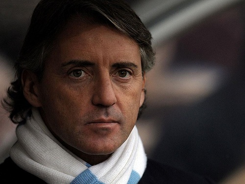 Secret agent Roberto Mancini in your services!!