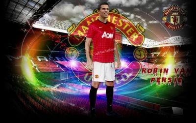 O Robin Van Persie είναι παίκτης της Manchester United.