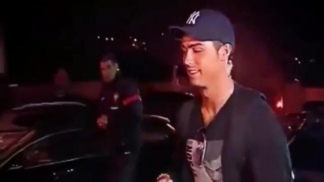 Γέλασε με τα “Messi, Messi” των Πορτογάλων ο Cristiano!