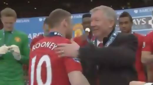 Manchester United’s fans booing Rooney! (video)