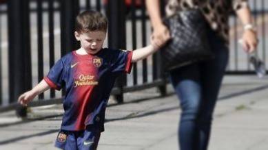 Δείτε τι φοράει ο γιός πασίγνωστου ποδοσφαιριστή της Manchester!