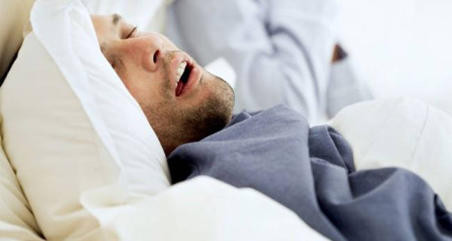 Η άπνοια ύπνου στους άντρες φέρνει κατάθλιψη