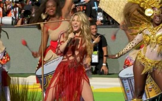 Shakira at World Cup closing ceremony [vids]