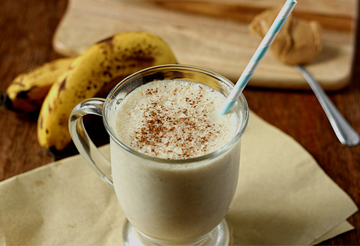 Ενίσχυσε το ανοσοποιητικό σου φτιάχνοντας θρεπτικό Smoothie με μπανάνα, φυστικοβούτυρο και κανέλα!