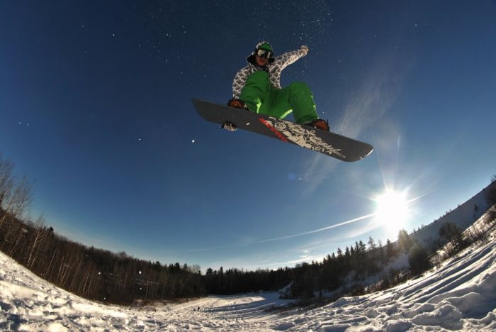 Απίστευτα κόλπα με το snowboard!