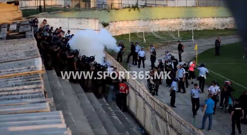 ΣΟΚ! Σκοπιανός οπαδός χτυπήθηκε από χειροβομβίδα αστυνομικών! [video]