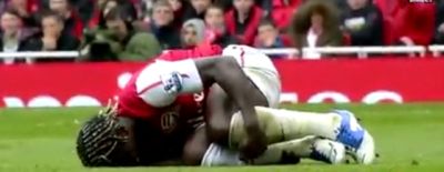 This was very unlucky for Bakary Sagna!!