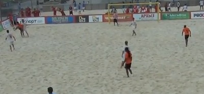 Summer…without beach soccer can’t be so cool!!