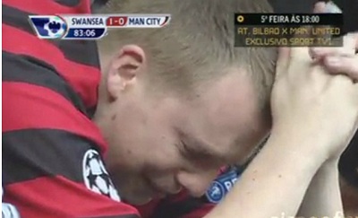 Why this fan is crying so much?