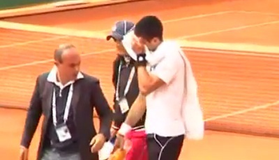 Δραματικές στιγμές για Djokovic λίγες στιγμές πριν τον αγώνα του!!