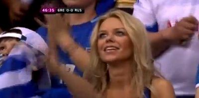 This Greek blonde amazed everyone in the stadium!!