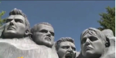 Ζήλεψαν και φτιάξανε αγάλματα για τους μοντέρνους θρύλους της ποδοσφαιρικής Αγγλίας!!