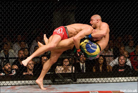 Top 10: Τα καλύτερα takedowns στην ιστορία του MMA!(video)