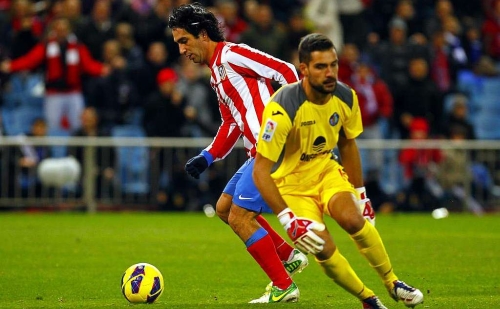 Humiliation! Arda Turan vs Moya!