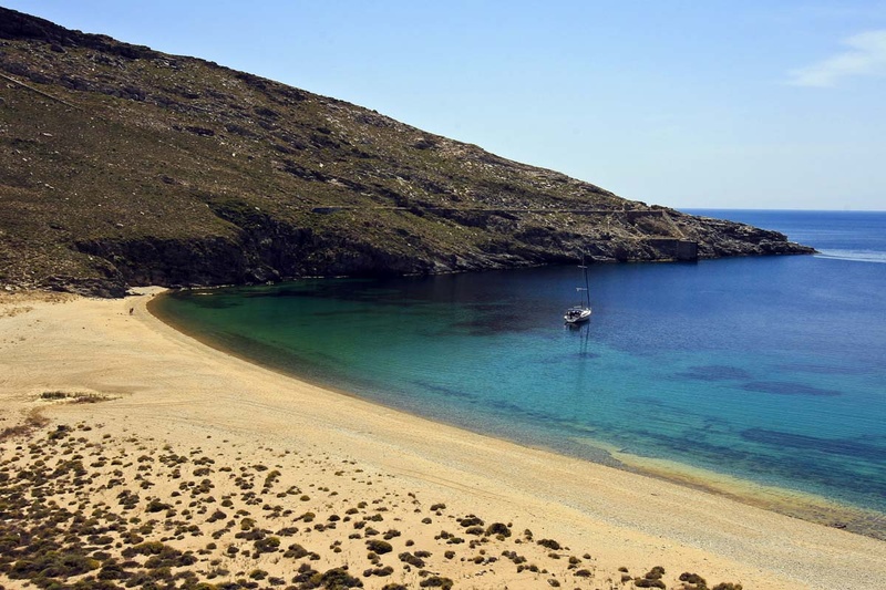 Διακοπές στην Ελλάδα: 10 μαγευτικά μέρη στην πιο όμορφη και καλοκαιρινή χώρα του κόσμου!