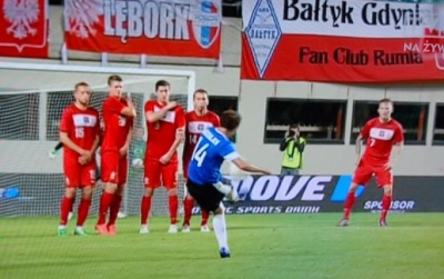 Amazing free kick by Vassiljev!!!