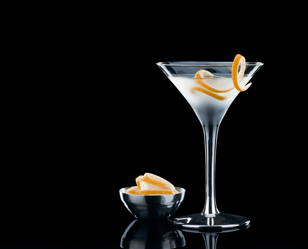 Μάθε να φτιάχνεις μόνος σου τα πιο πολυσυζητημένα καλοκαιρινά martini cocktails!