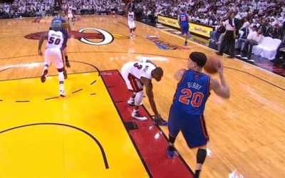 Hey! Where’s my shoe?