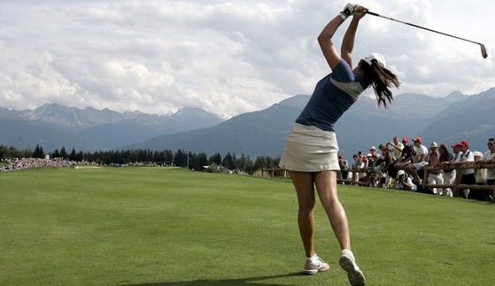 Να γιατί οι γυναίκες δεν πρέπει να παίζουν γκολφ!