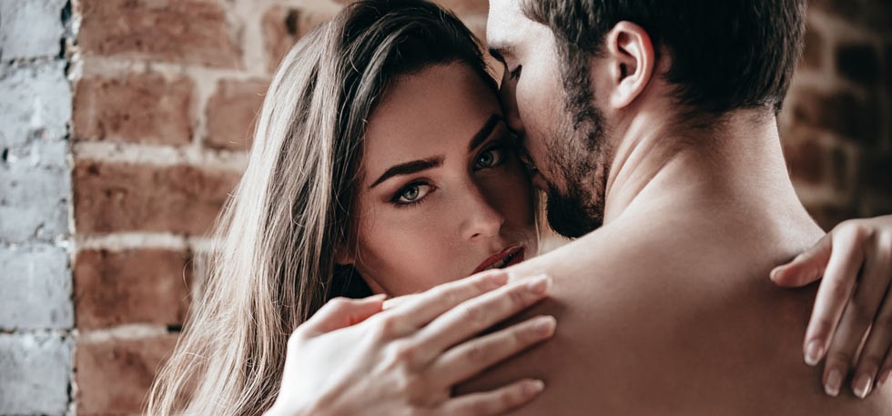 Αντρικές συζητήσεις: Τι θέλουν οι Ελληνίδες στο σεξ;