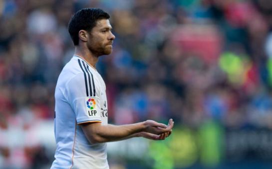 Xabi Alonso pulled off a spectacular assist! [video+gif]