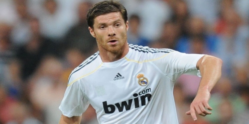 Xabi Alonso: «Ο Mourinho γράφει ιστορία»