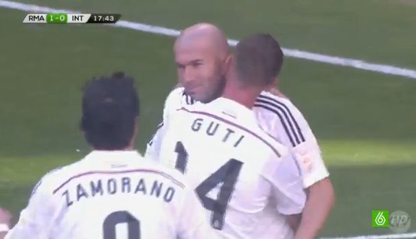 Zinedine Zidane: Στα 41 του βάζει τα καλύτερα γκολ! [video]